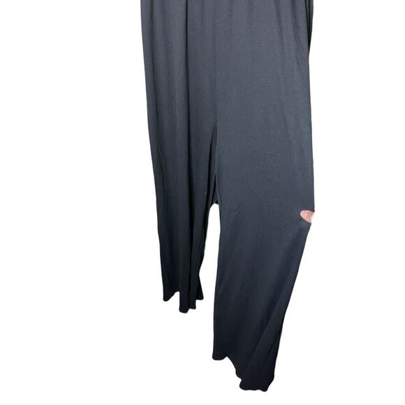Cider Black Halter Top Jumpsuit - Picture 3 of 6
